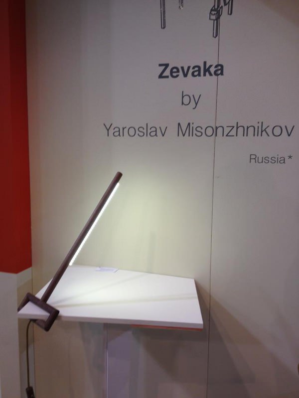 Ugol une lampe un coin par Yaroslav Misonzhnikov