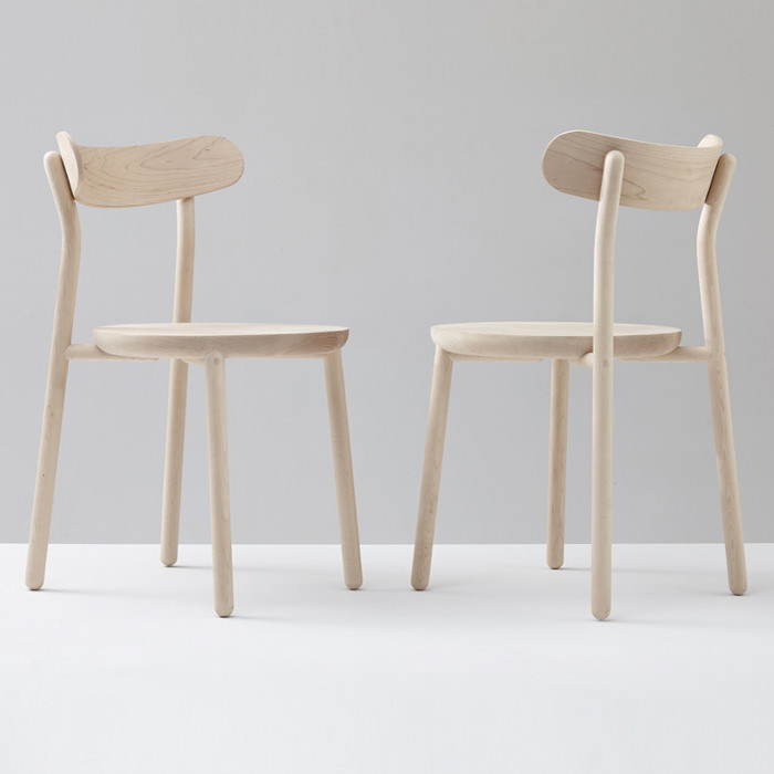Them Chair la chaise en bois par Nicholas Karlovasitis et Sarah Gibson