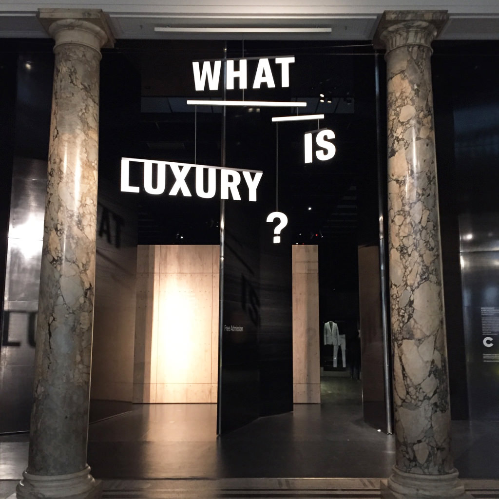  Exposition « What is Luxury ?» - Victoria & Albert Museum