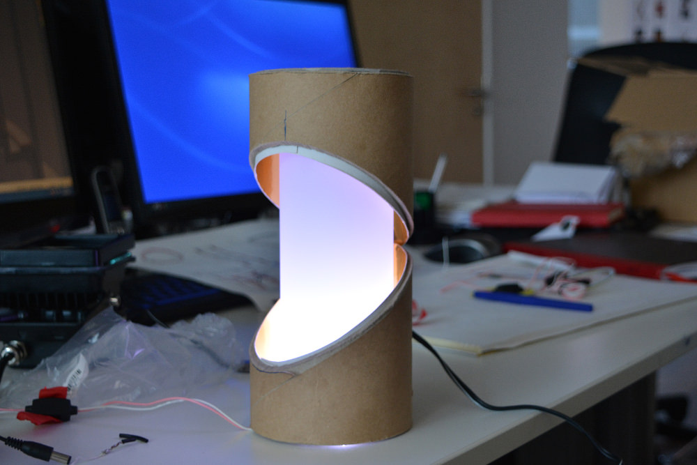 Prototype - Duality lampe rotation par HJC Design