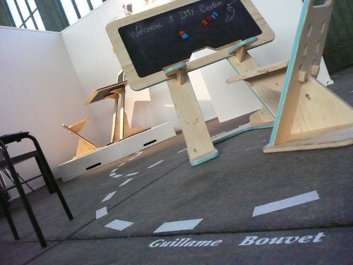 Az Desk Concept : le bureau évolutif par Guillaume Bouvet
