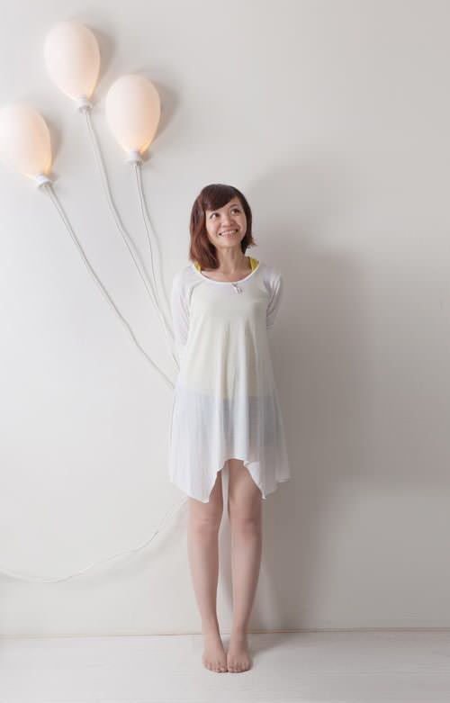Balloon X Lamp par Haoshi Design
