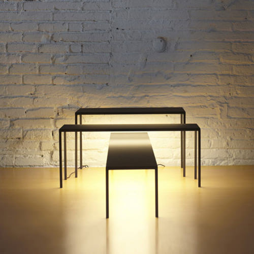 BlancoWhite tables empilables lumineuses par Antoni Arola