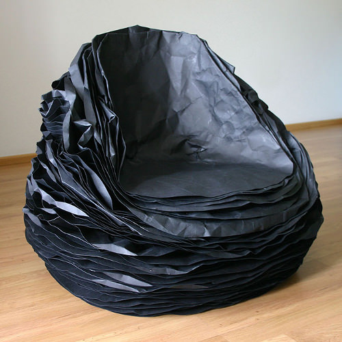Black Paper 37 le fauteuil de papier par Vadim Kibardin