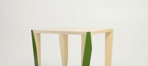 Table Cut par le studio Numen / For Use