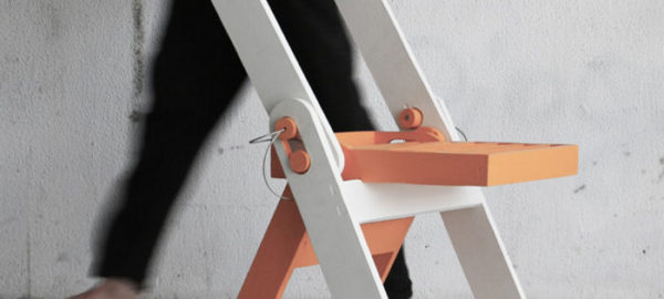 Folding chair par Pawel Kochanski