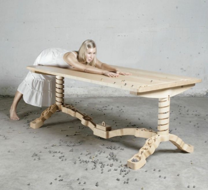 Marbelous Table par Tineke Beunders 