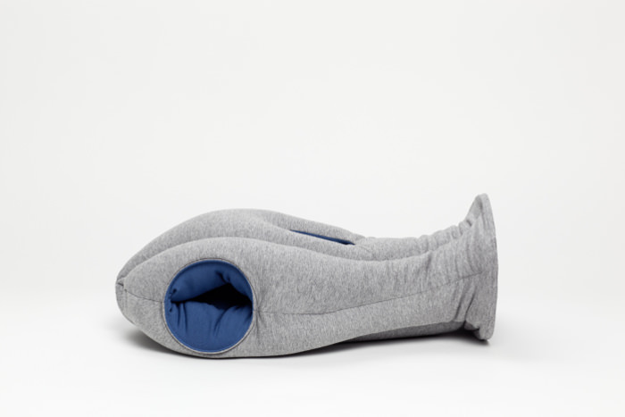 Ostrich Pillow les coussins de sieste par le Studio Banana Things