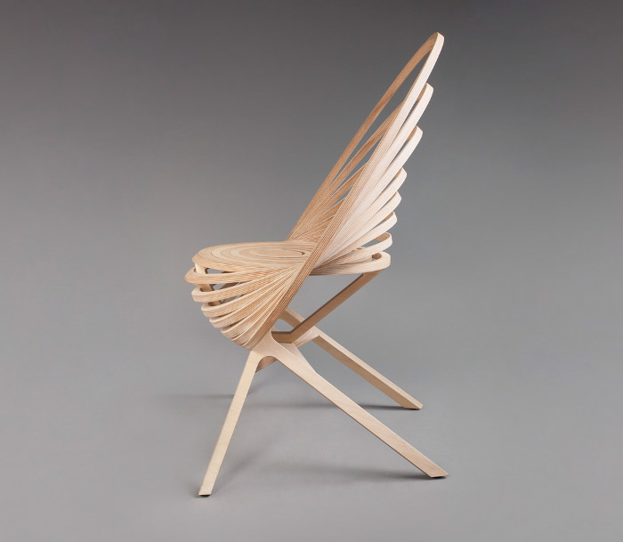 Octave le fauteuil spirale de bois par Estampille 52