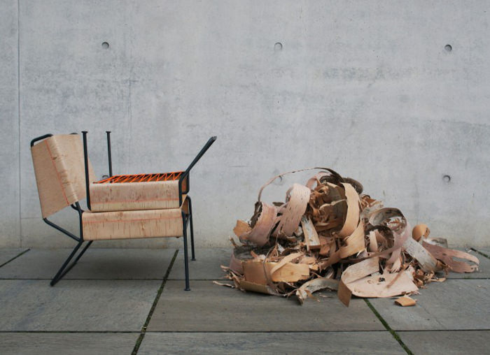 Sibirjak le fauteuil en écorce par Anastasiya Koshcheeva