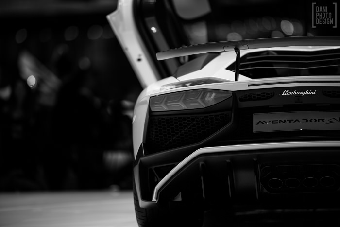 Lamborghini - Design et Courbes Salon automobile Genève 2015