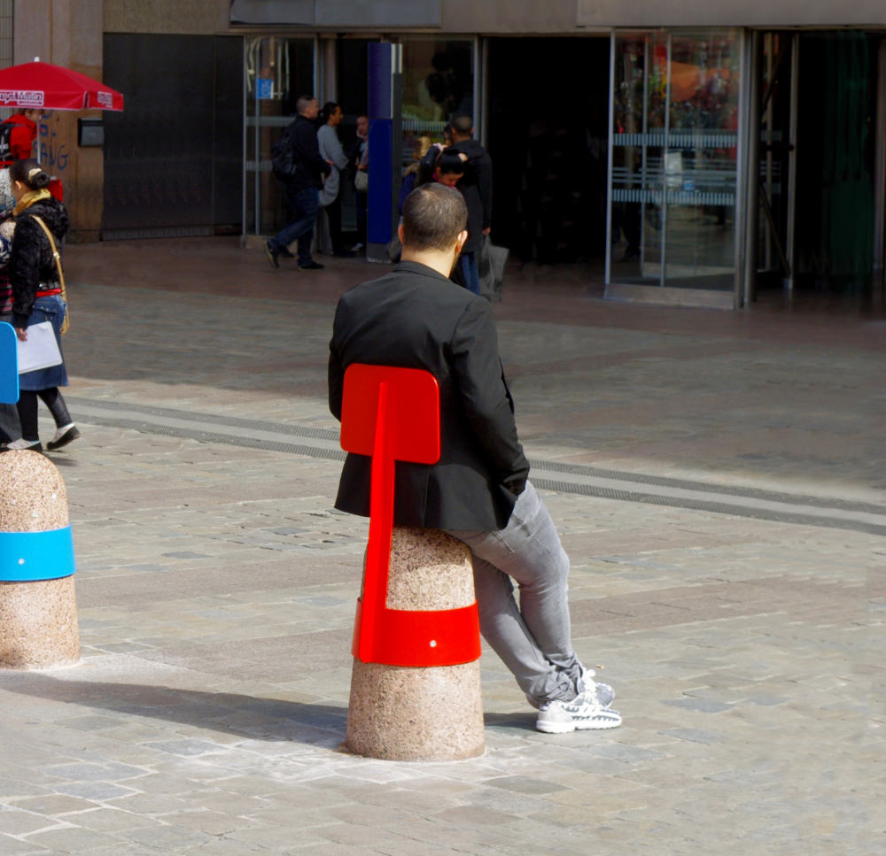 Boll mobilier urbain par Adrian Blanc