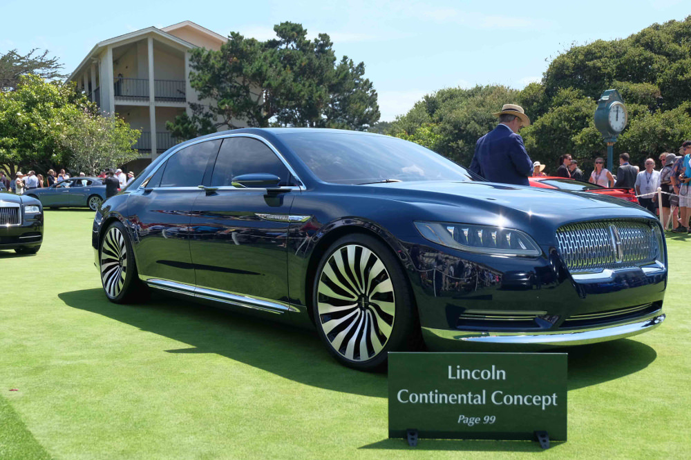 Lincoln fêtait de son côté généreusement les 75 ans de la Lincoln Continental en présentant ce showcar très réussi, successeur du non moins excellent concept dessiné par Gerry McGovern en 2002.