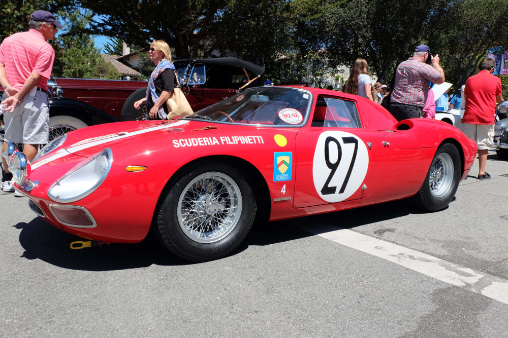 Ferrari 250 LM Coupé de 1964, une voiture à plus de 17 millions de $ donc…