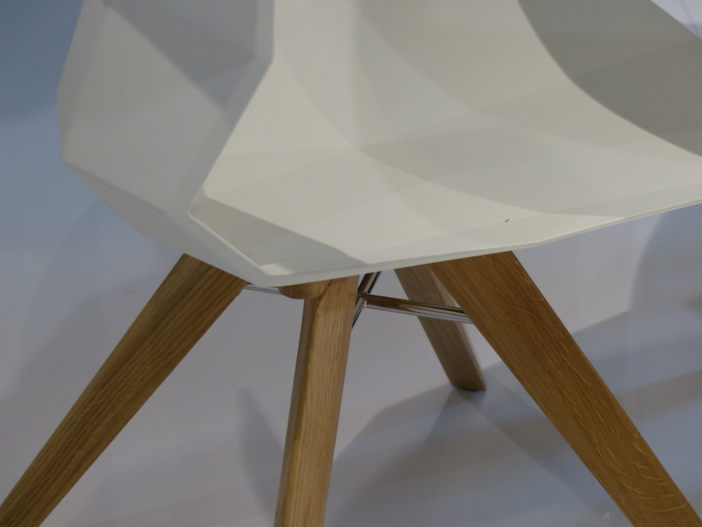 M&O 2015 _ Y Chair by TOM DIXON.