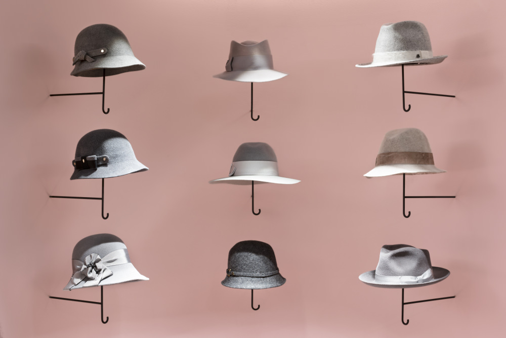 Retail : Vendre des chapeaux comme des parapluies par NENDO
