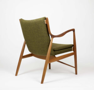 Histoire du design : Finn Juhl et le fauteuil France (FJ 136) 1956
