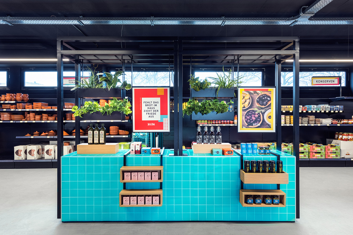 Les Supermarchés Solera par le studio Masquespacio