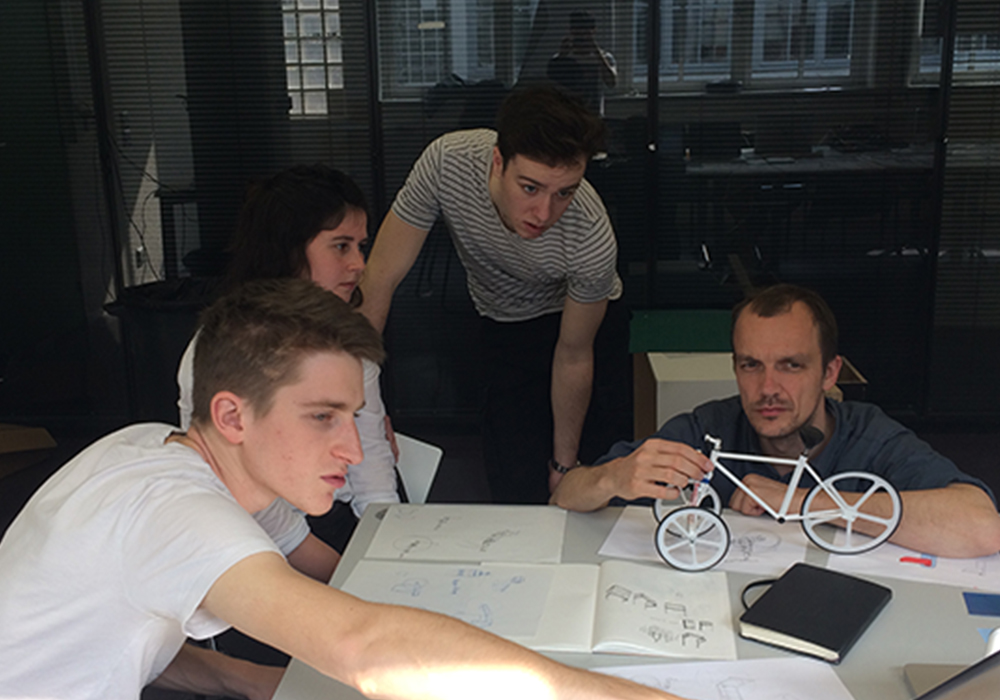 Crowfunding : Vélo-Pélican, le module universel de 4 étudiants de L'ENSCI Paris