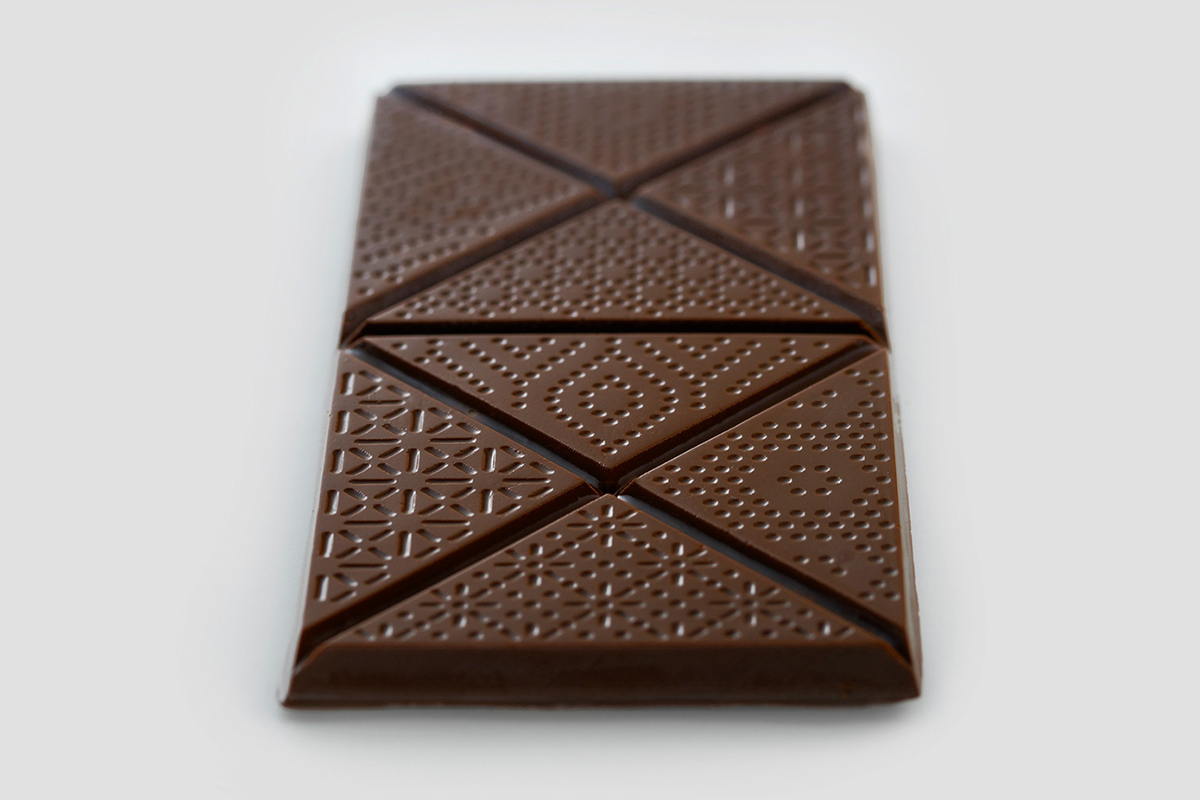 Utopick, le chocolat à l'identité géométrique signée Lavernia & Cienfuegos