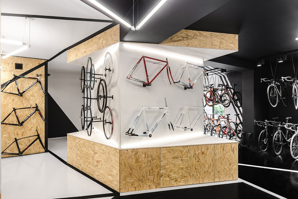 Velo7, une boutique-atelier réalisée par le studio d'architecture mode:lina