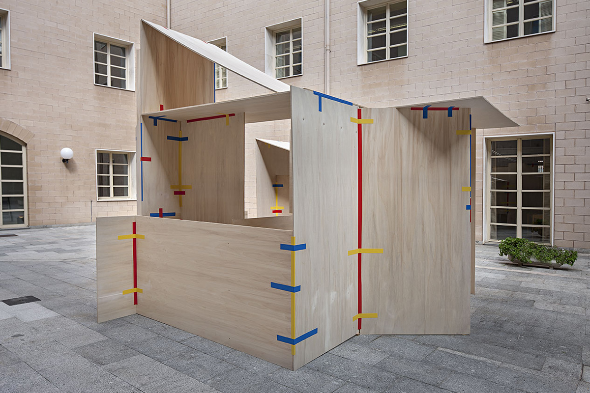 La Chabola, l'installation architecturale inspirée de la kinésithérapie par Jorge Penades