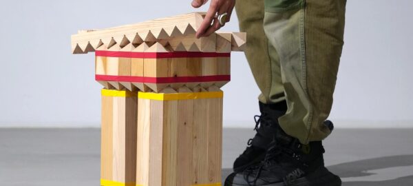 Innocent : une série de blocs de bois à assembler par Takuto Ohta