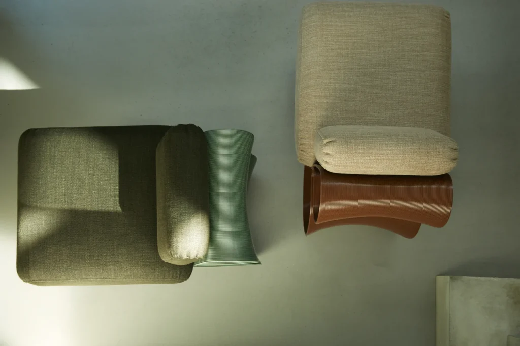 Lounge chair Ekbacken Studios fauteuil luxe partir d’anciens filets pêche