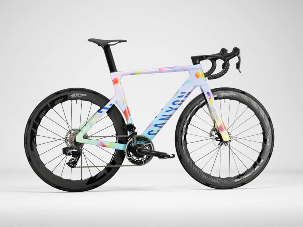 MyCanyon : le monde du vélo fait sa révolution par la personnalisation artistique, avec Felipe Pantone et Elena Salmistraro