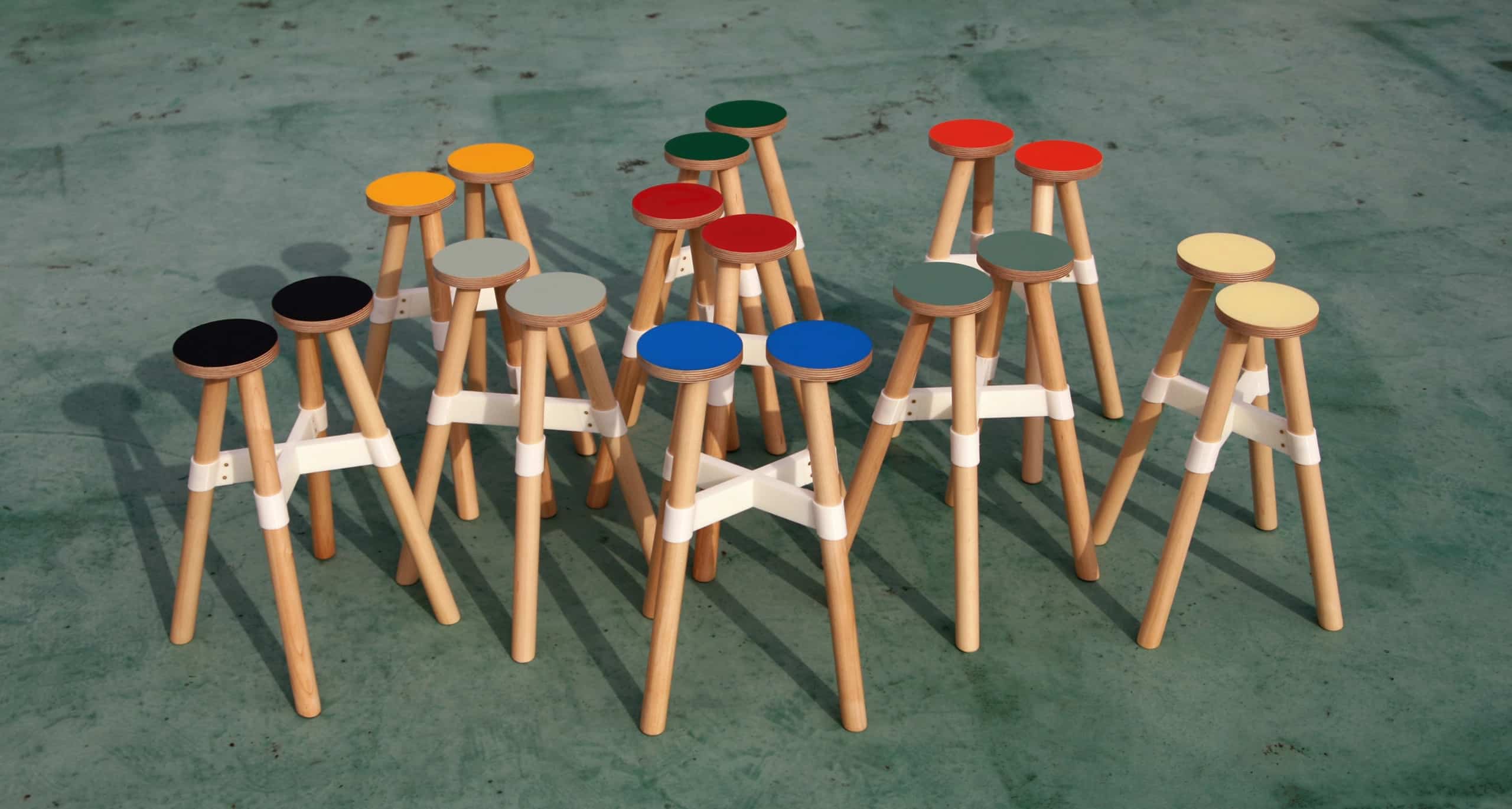 Dots Stool où le concept du Less is more poussé paroxysme !