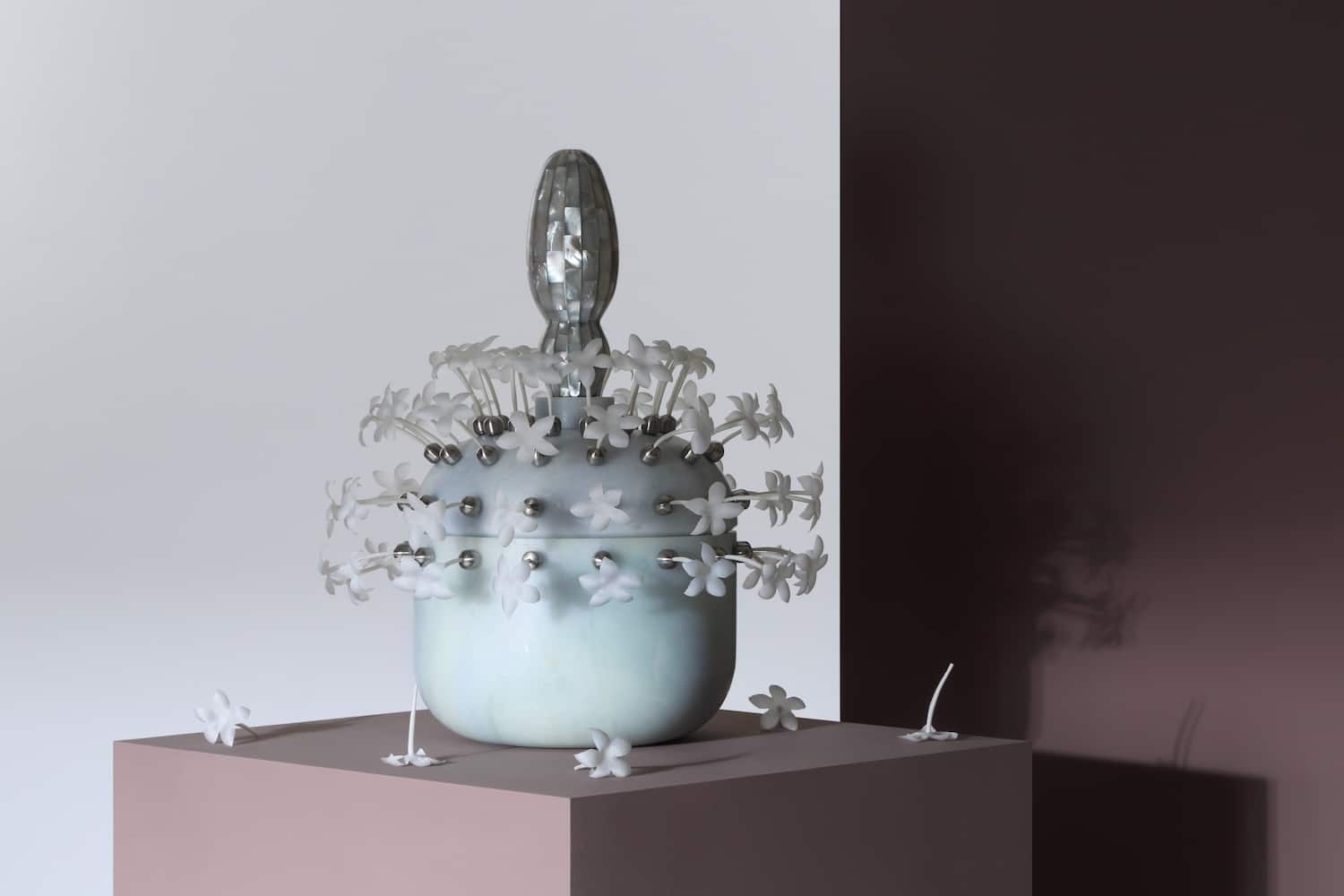 Divine Decadence par Richard Yasmine : entre sensualité, provocation et artisanat sacré