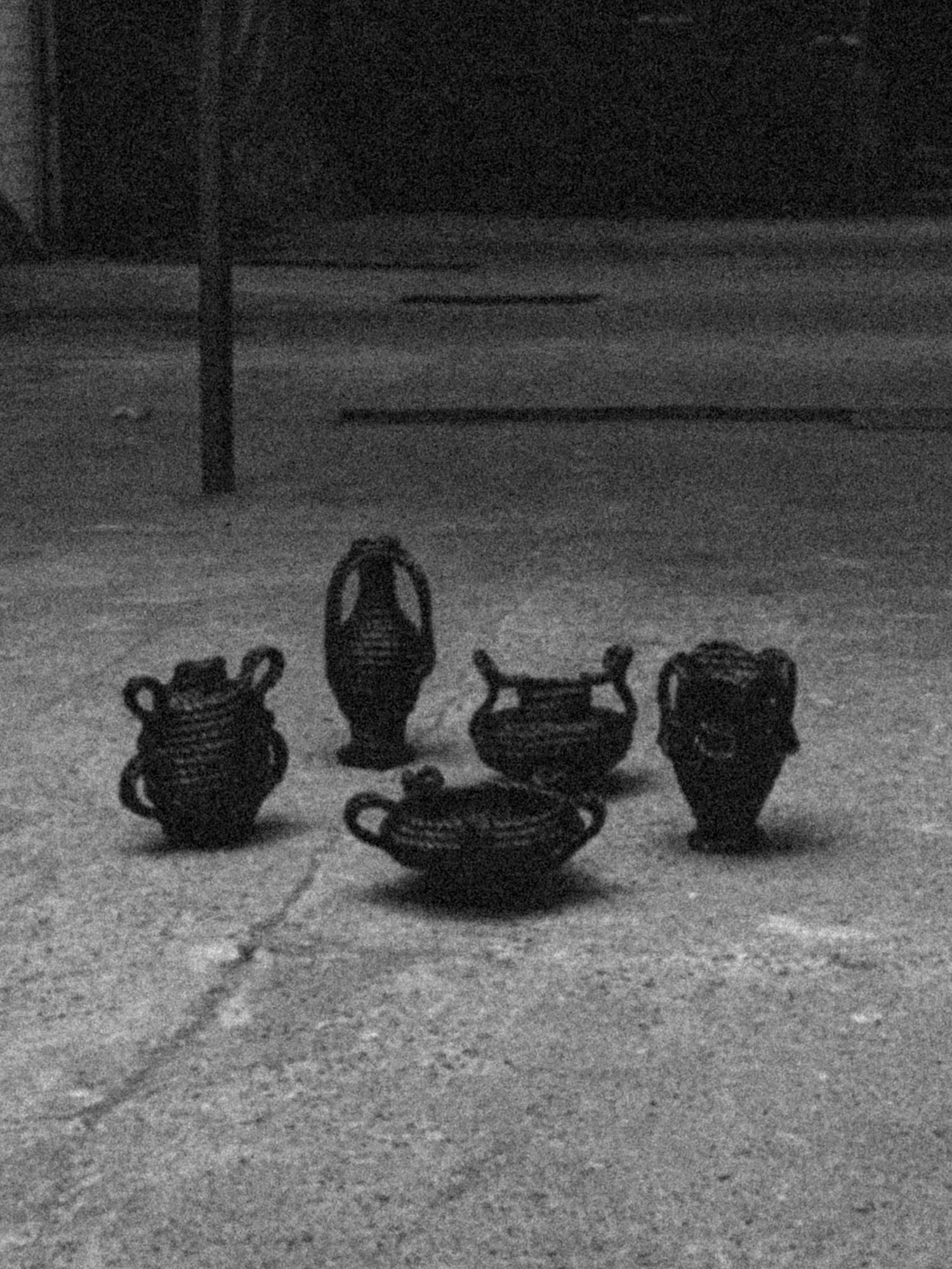 Zbeul Studio : une collection de vases entre art et design