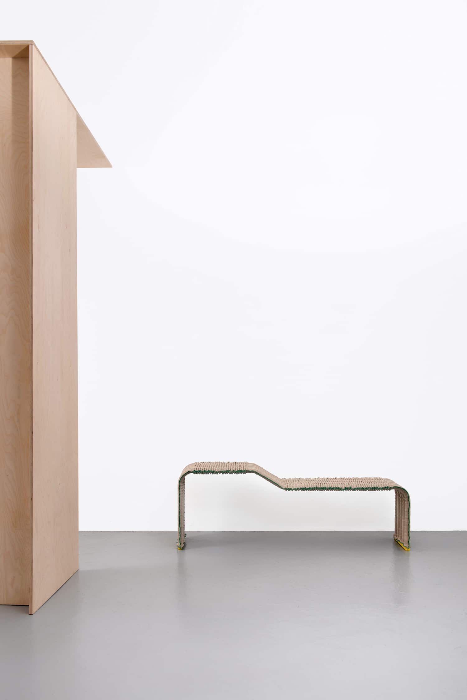 Banc LinumTube : une nouvelle approche du design circulaire, lin et acier