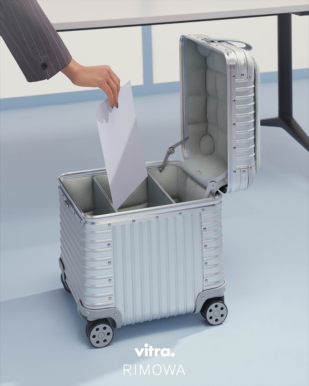RIMOWA x Vitra : alliance parfaite de savoir-faire pour un Toolbox and Stool