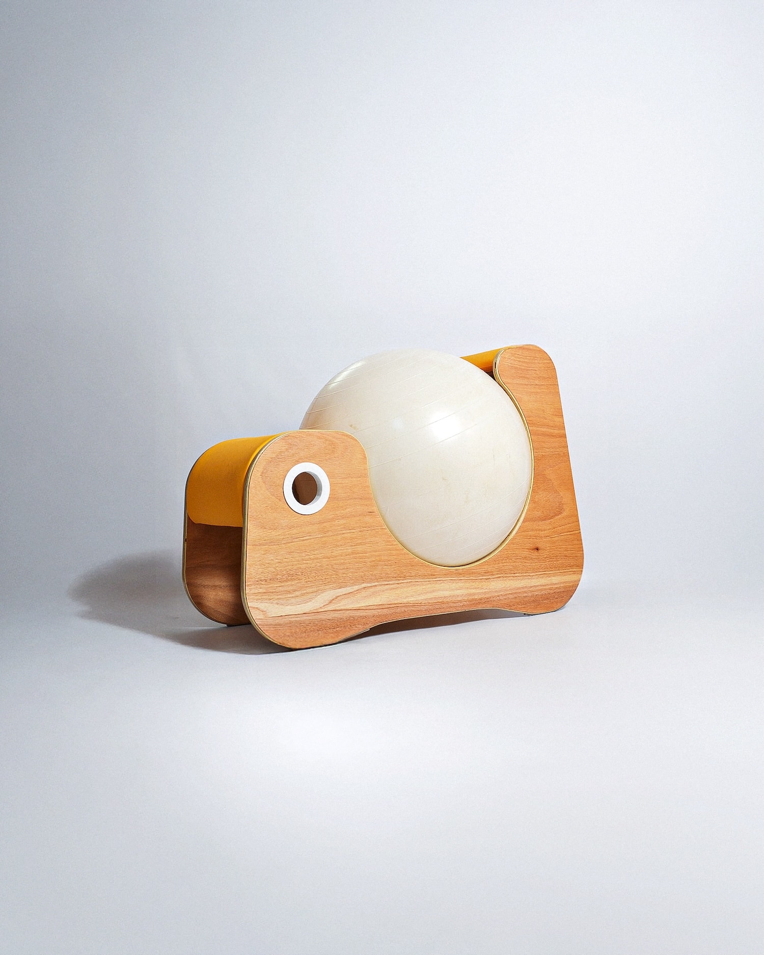 Mobilier S par Ferdinand Castells : Le design au service du mouvement