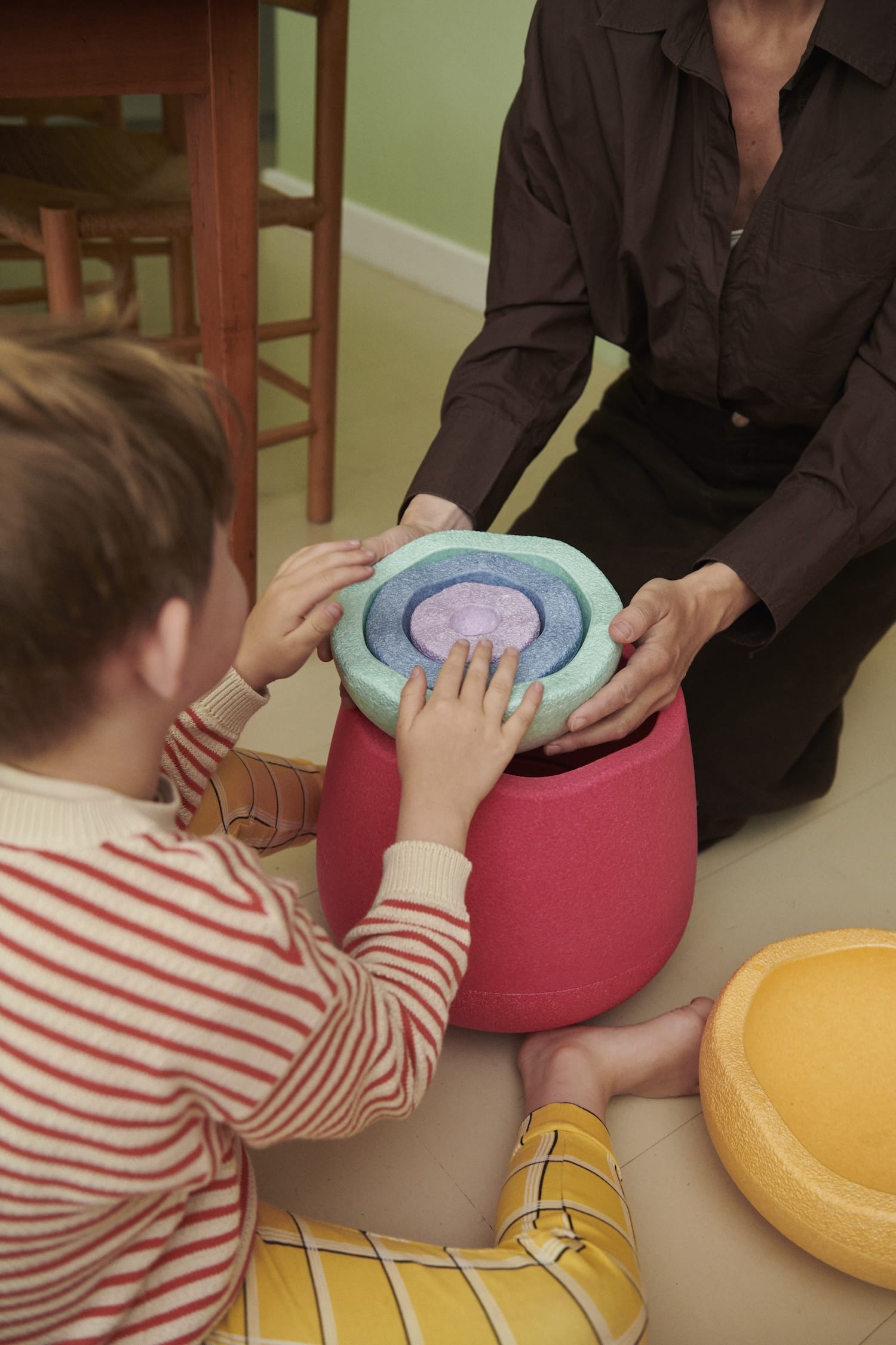 Stapelstein Rainbow Set : modularité, mouvement et créativité au service du design ludique