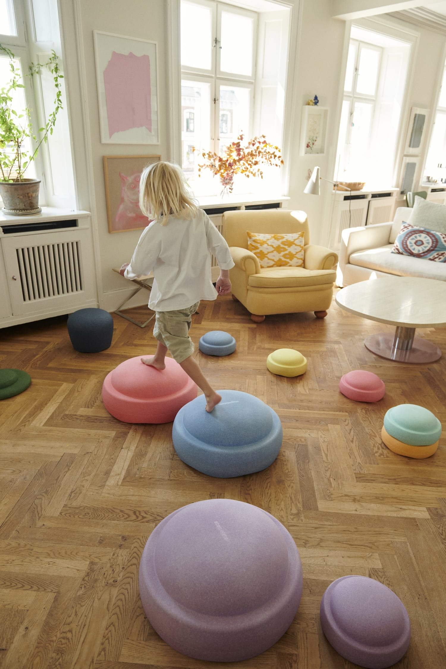 Stapelstein Rainbow Set : modularité, mouvement et créativité au service du design ludique