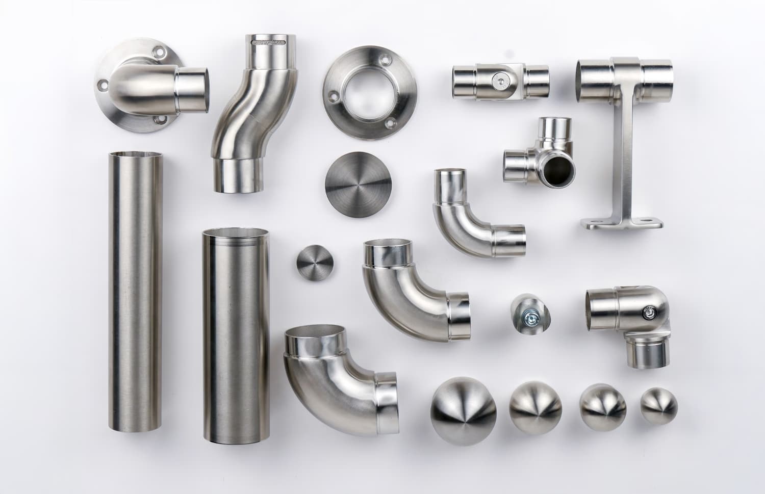 Pièce brutale : le Stadia Clock au cœur de la Handrail Series Pièce brutale : le Stadia Clock au cœur de la Handrail Series