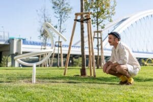 Animal Factory : quand l’acier redonne vie à la faune dans un paysage industriel