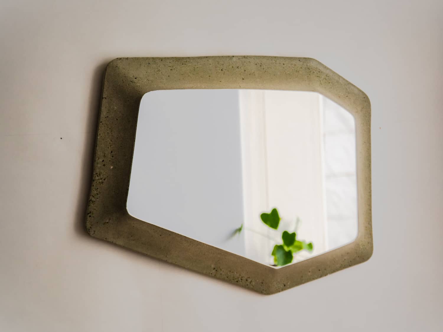 Terre de Verre : Réinventer la matière à partir des déchets de l'industrie