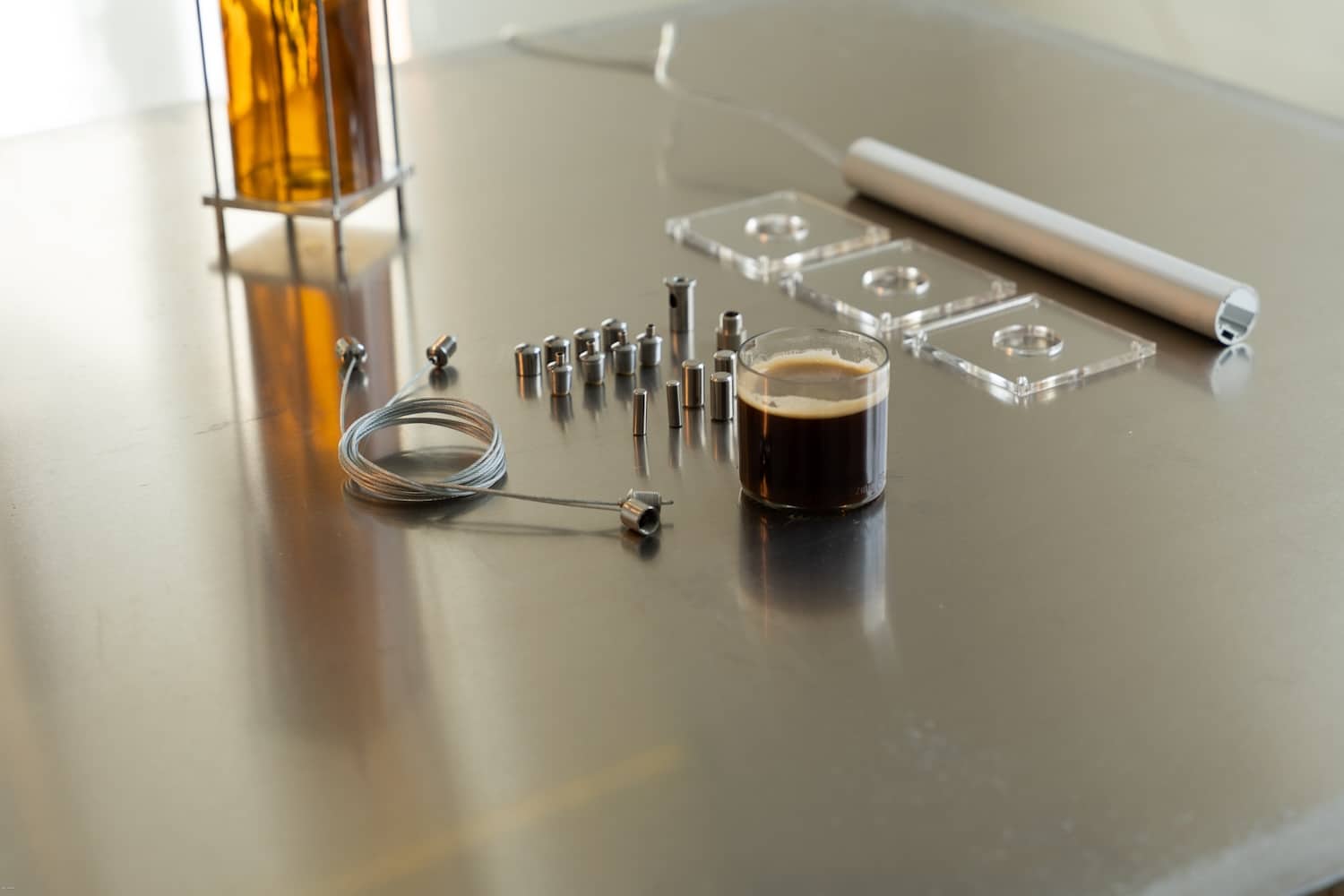 QDB Editions : quand le verre éclaire autrement, une collaboration lumineuse avec Théo Charasse