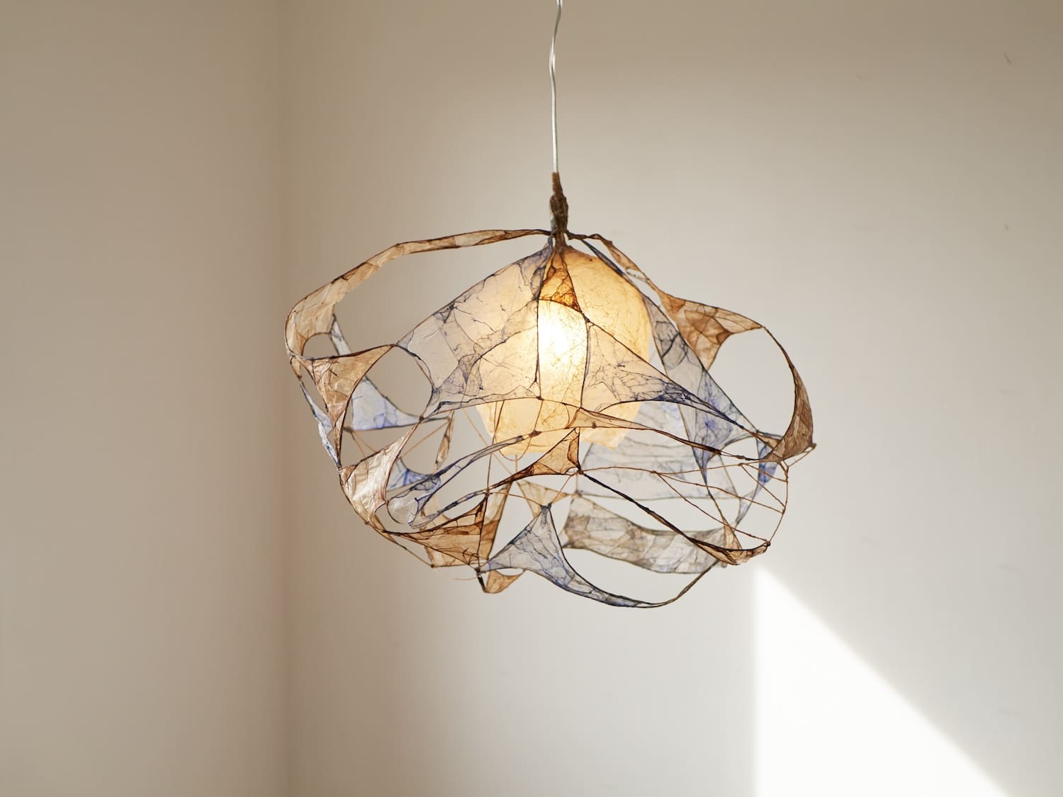 Thibault Philip : les matériaux biologiques comme territoire de design