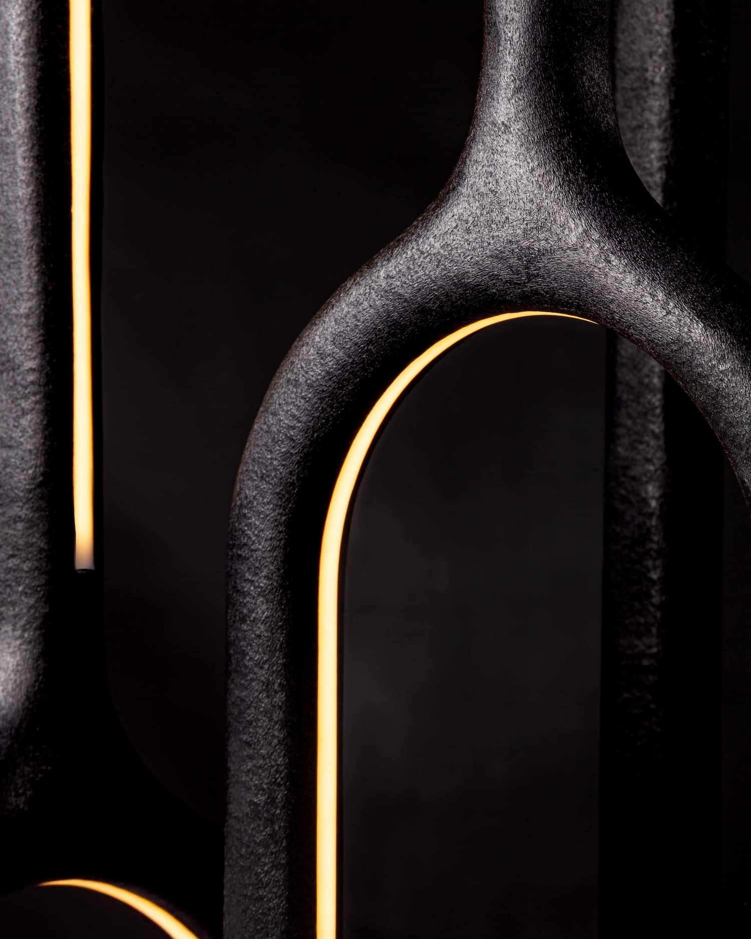 ARC n°1 : la lampe-bronze lumière d'auteur de Pierre Lapeyronnie