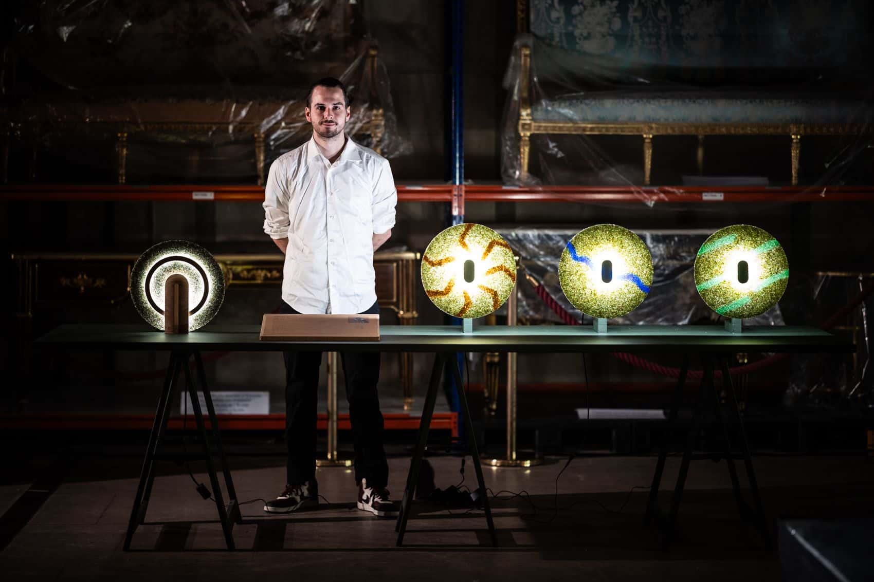 Cive : Quand Wilfried Becret réinvente la lampe à poser en valorisant les déchets du verre