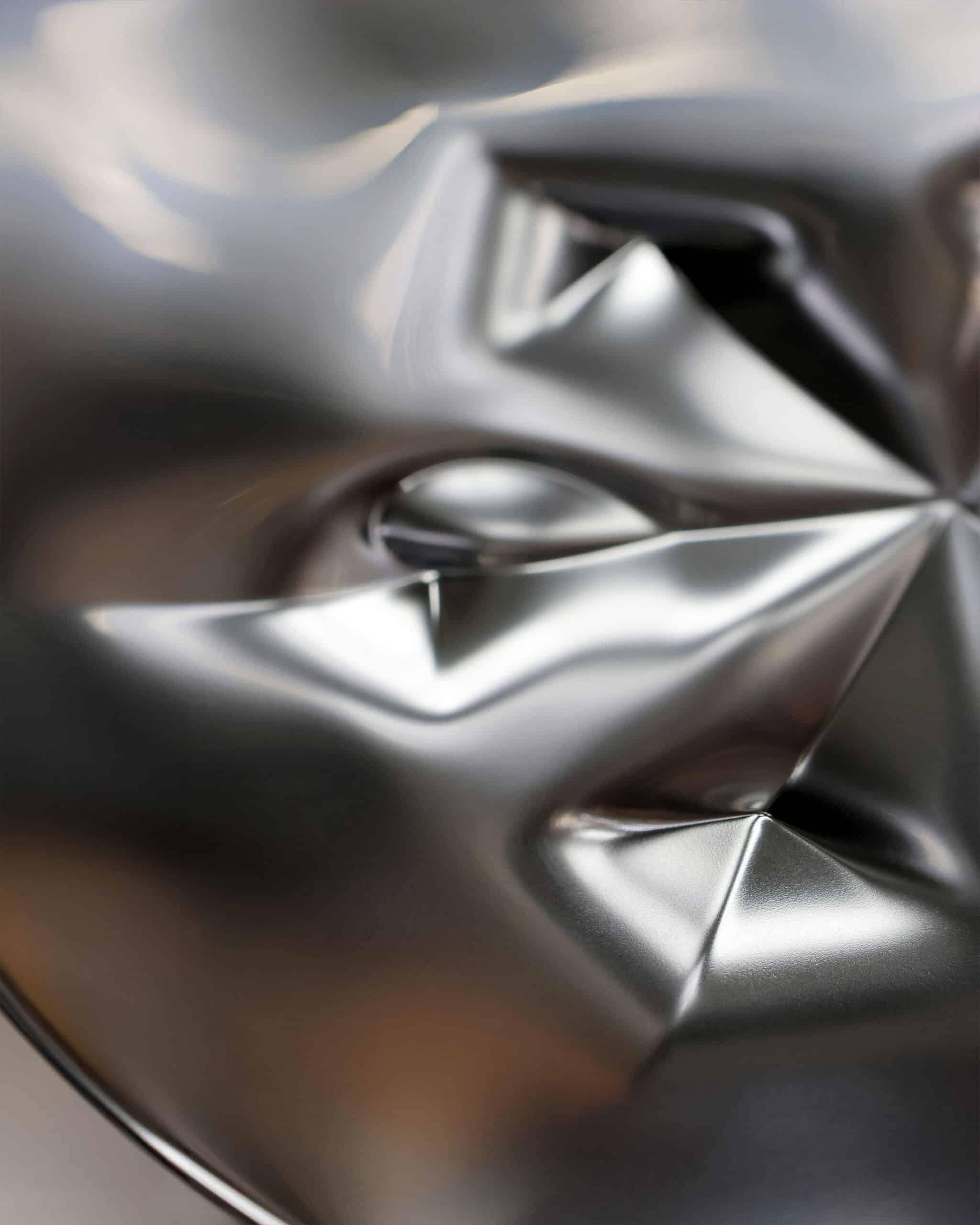 Orfèvrerie vivante : Julien Roos sculpte le métal pour Notre-Dame de Paris Orfèvrerie vivante : Julien Roos sculpte le métal pour Notre-Dame de Paris