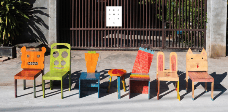 Dessiner sa propre chaise puis s'asseoir dessus : le projet participatif qui réunit design et pédagogie au Cambodge