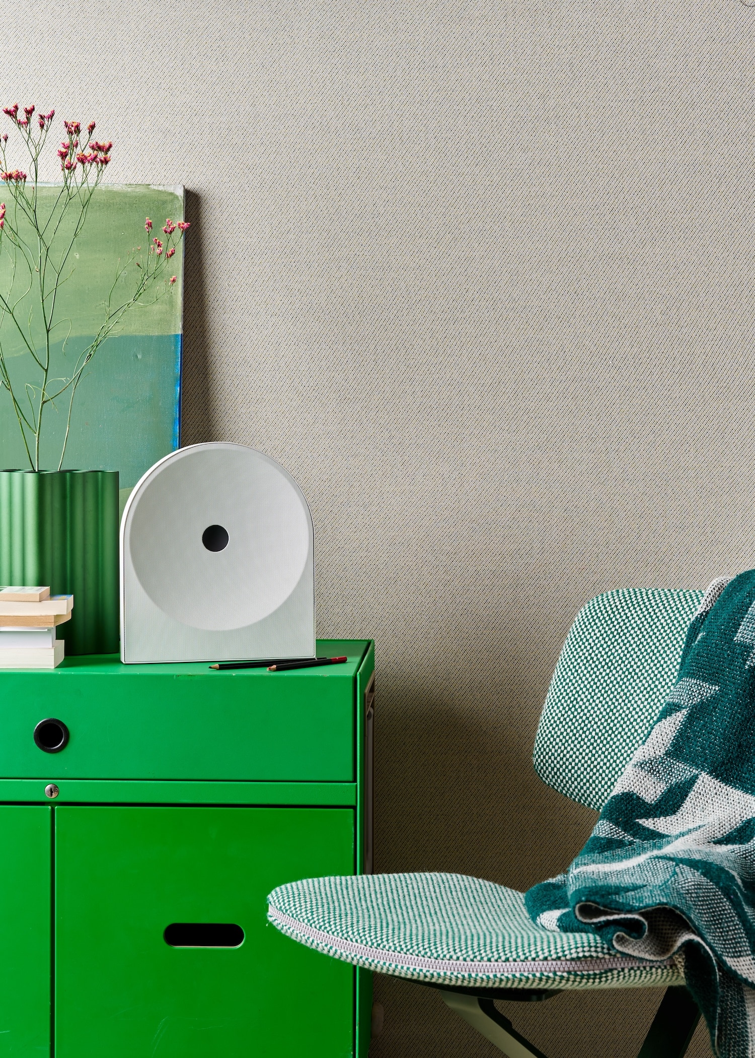 Et si une enceinte Wi-Fi pouvait être une sculpture d'intérieur ? Samsung Music Studio x Erwan Bouroullec Et si une enceinte Wi-Fi pouvait être une sculpture d'intérieur ? Samsung Music Studio x Erwan Bouroullec