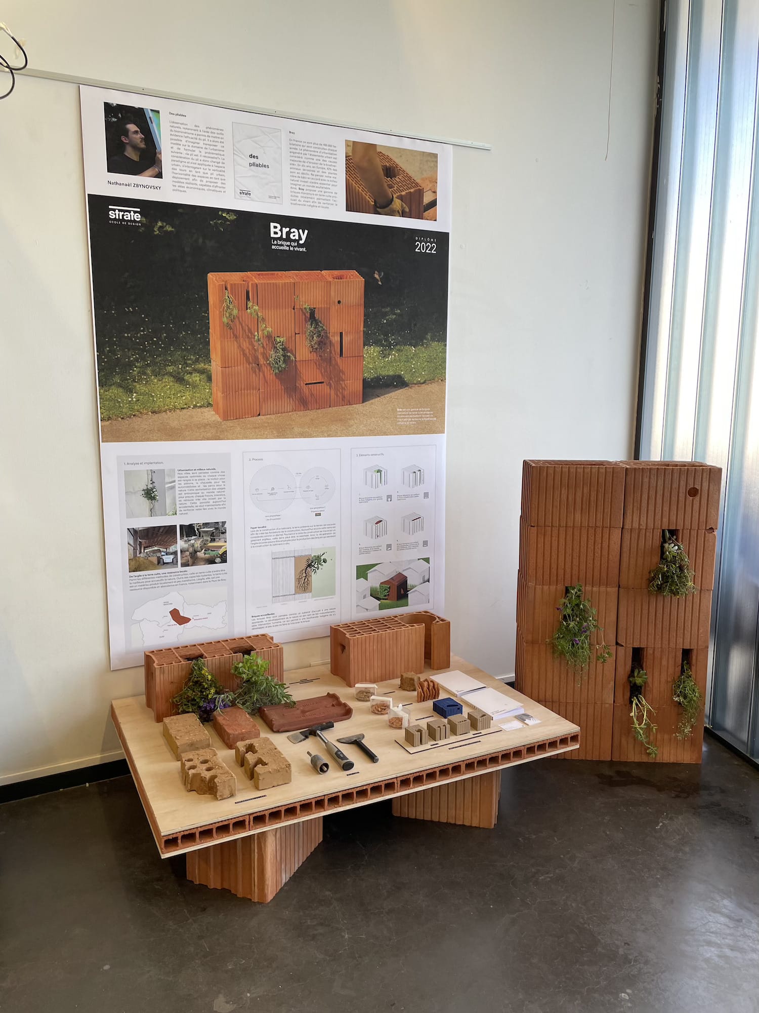 Du fab lab à la façade : Nathanaël Zbynovsky imagine une brique biodiversitaire avec ChartierDalix Du fab lab à la façade : Nathanaël Zbynovsky imagine une brique biodiversitaire avec ChartierDalix