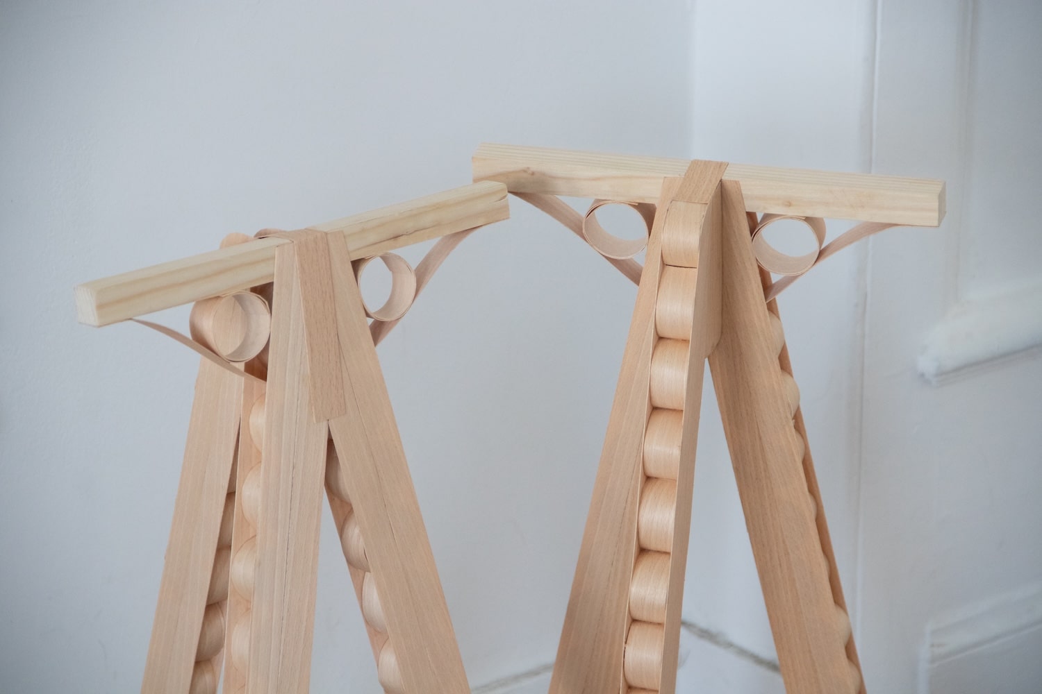 Etudiant : Tino Ardé, le designer qui fait tenir une table avec du hêtre à 23 mm