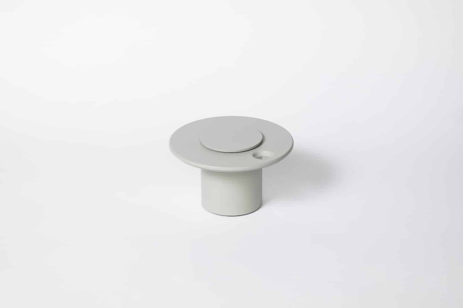 DIAL par Saika Katagiri : la lampe LED qui se règle comme un vieux téléphone à cadran